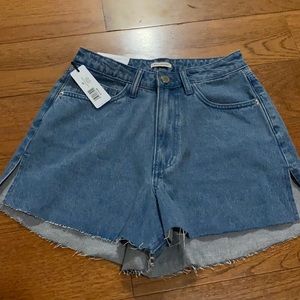 WeWoreWhat boyfriend short. New with tags.